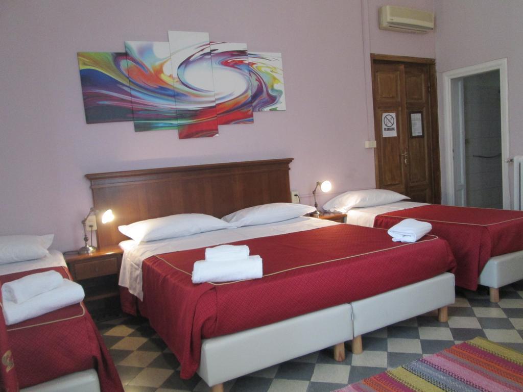 Astrid Hotel Florenz Exterior foto
